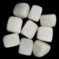 White Onyx Tumbled Stones [Large]