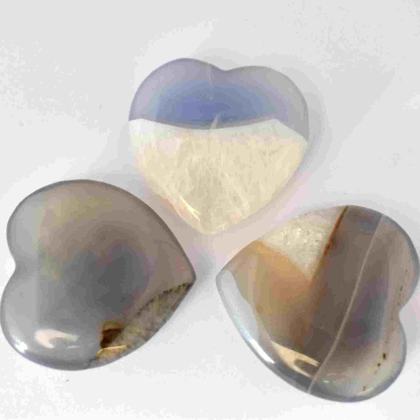 Grey Agate Heart Carving [Small]