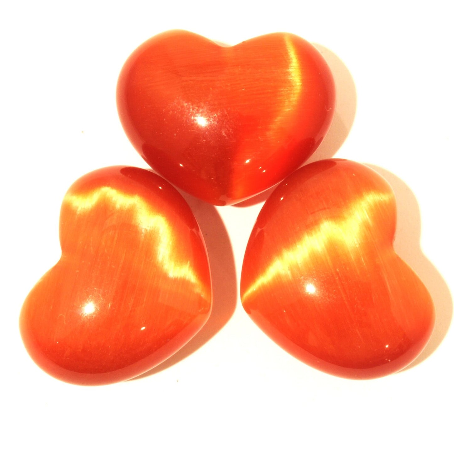 Red Cat Eye Heart Carving [Small]