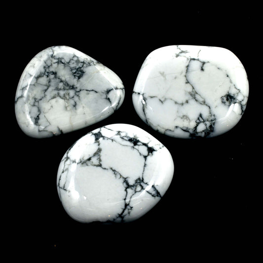 White Howlite Palm Stone [2pcs]